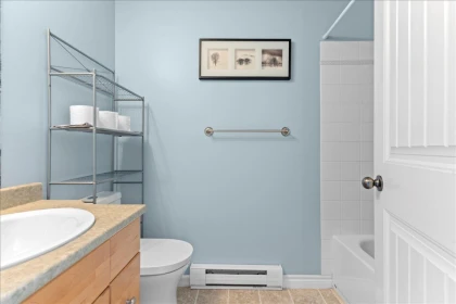 Guest Bathroom Photo of 4 5965 Jinkerson Road, Chilliwack, BC