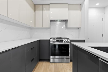 201 15353 17 Avenue, Surrey, BC