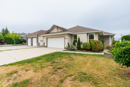 22081 124 Avenue, Maple Ridge, BC