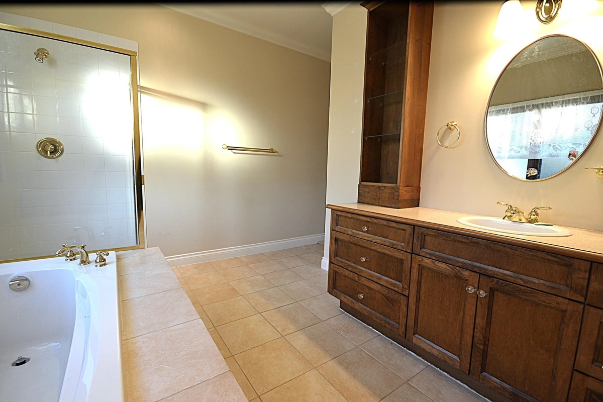 Bedroom 3 Photo of 610 Robinson Street, Coquitlam, BC