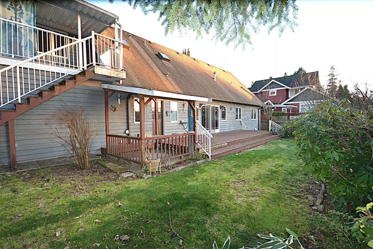 Hot Tub / Spa Photo of 610 Robinson Street, Coquitlam, BC