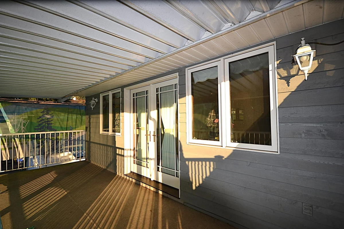 Outdoor Deck Photo of 610 Robinson Street, Coquitlam, BC