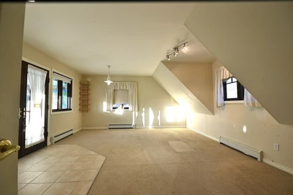 Basement Recreation Room Photo of 610 Robinson Street, Coquitlam, BC