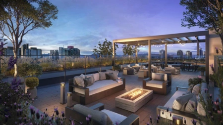 Front exterior of 423 82 First Street, New Westminster, BC