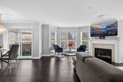 Breakfast Nook Photo of 214 12088 66 Avenue, Surrey, BC