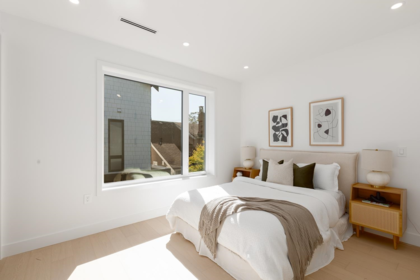 Powder Room Photo of 477 W 20th Avenue, Vancouver, BC