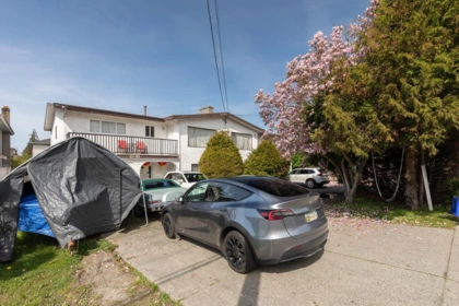 Kitchen Photo of 7411 No. 2 Road, Richmond, BC