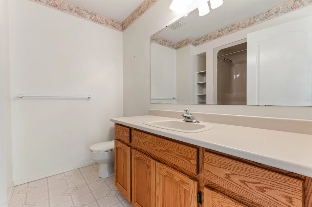 Laundry Room Photo of 47083 Bell Road, Chilliwack, BC