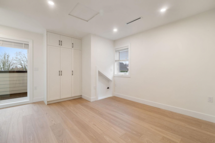 Basement Recreation Room Photo of 2055 E 4th Avenue, Vancouver, BC