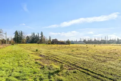 Front Yard Photo of 16948 66 Avenue, Surrey, BC