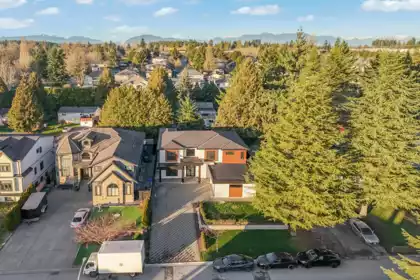 Community Amenities Photo (Clubhouse) of 15037 87b Avenue, Surrey, BC
