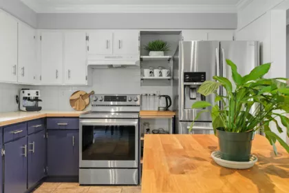 Breakfast Nook Photo of 5846 179a Street, Surrey, BC