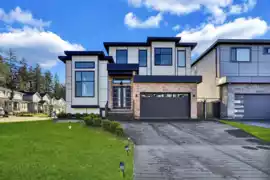 19774 33 Ave, Langley, BC