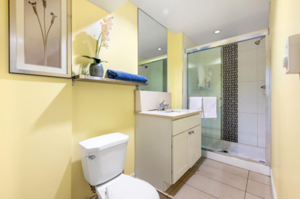 Basement Recreation Room Photo of 7814 Rosewood Street, Burnaby, BC