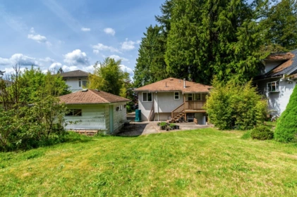 Garage Interior Photo of 7814 Rosewood Street, Burnaby, BC