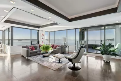 9 2250 Bellevue Avenue, West Vancouver, BC