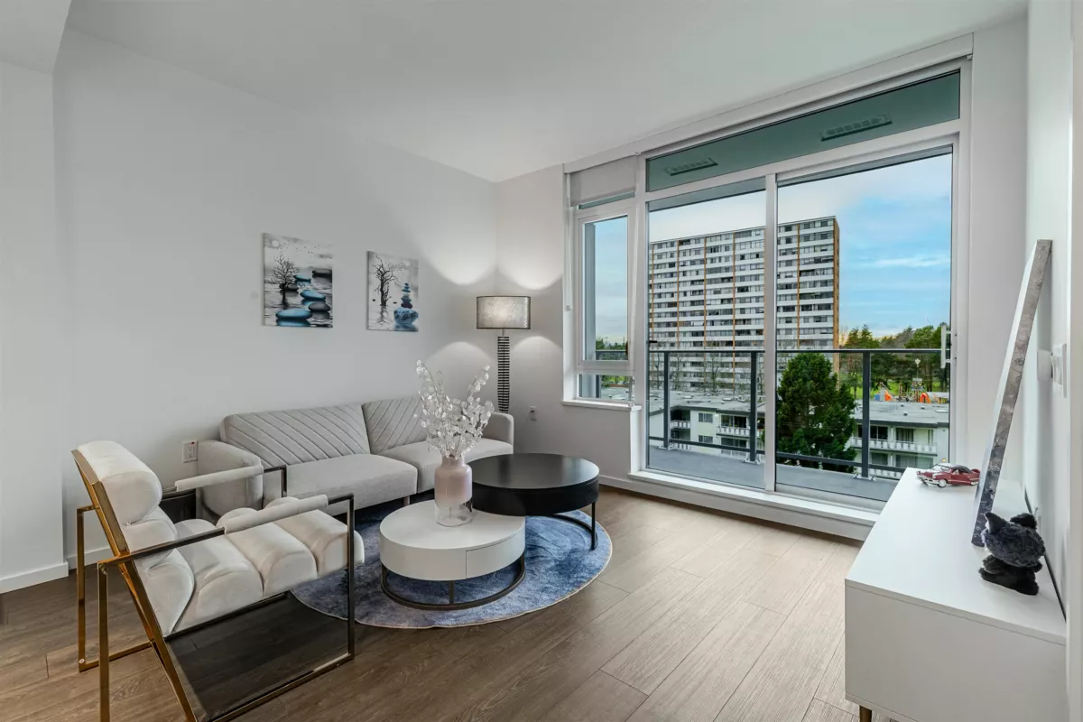 Kitchen Photo of 528 6300 Minoru Boulevard, Richmond, BC