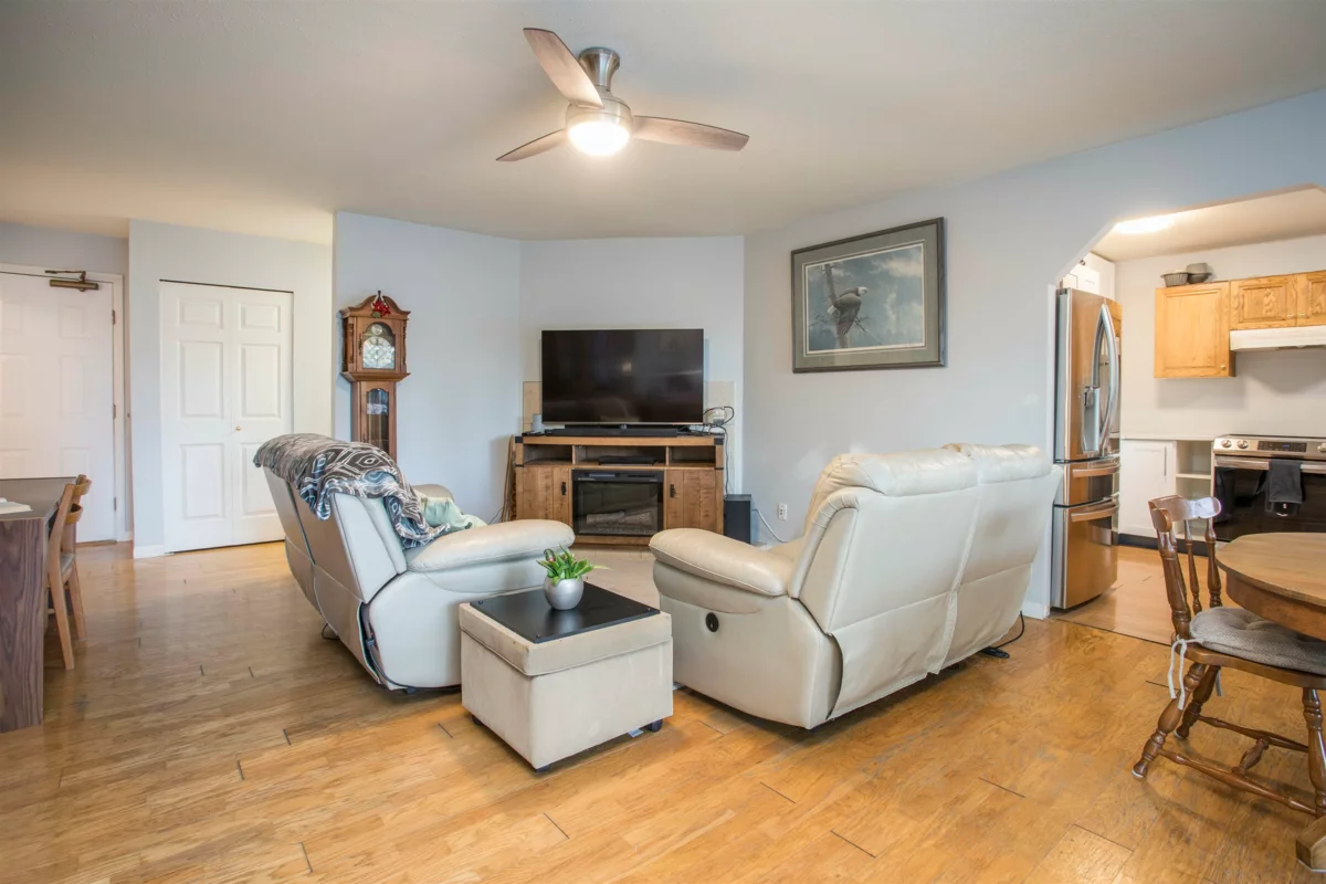 Garage Interior Photo of 9890 Lyndhurst Street, Burnaby, BC
