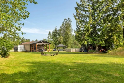 Garden / Landscaping Photo of 33506 Ihles Avenue, Mission, BC