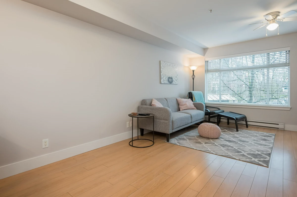 Bedroom 3 Photo of 235 2233 Mckenzie Road, Abbotsford, BC