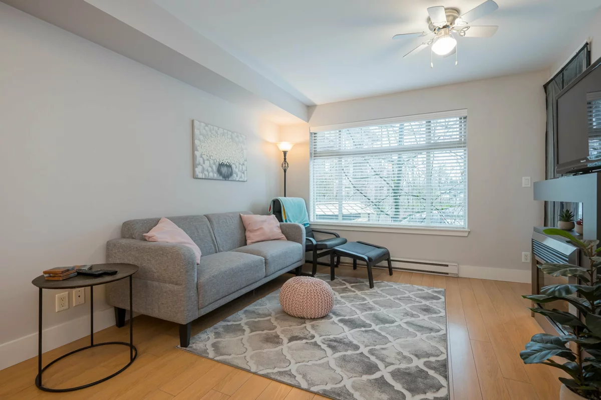 Breakfast Nook Photo of 235 2233 Mckenzie Road, Abbotsford, BC