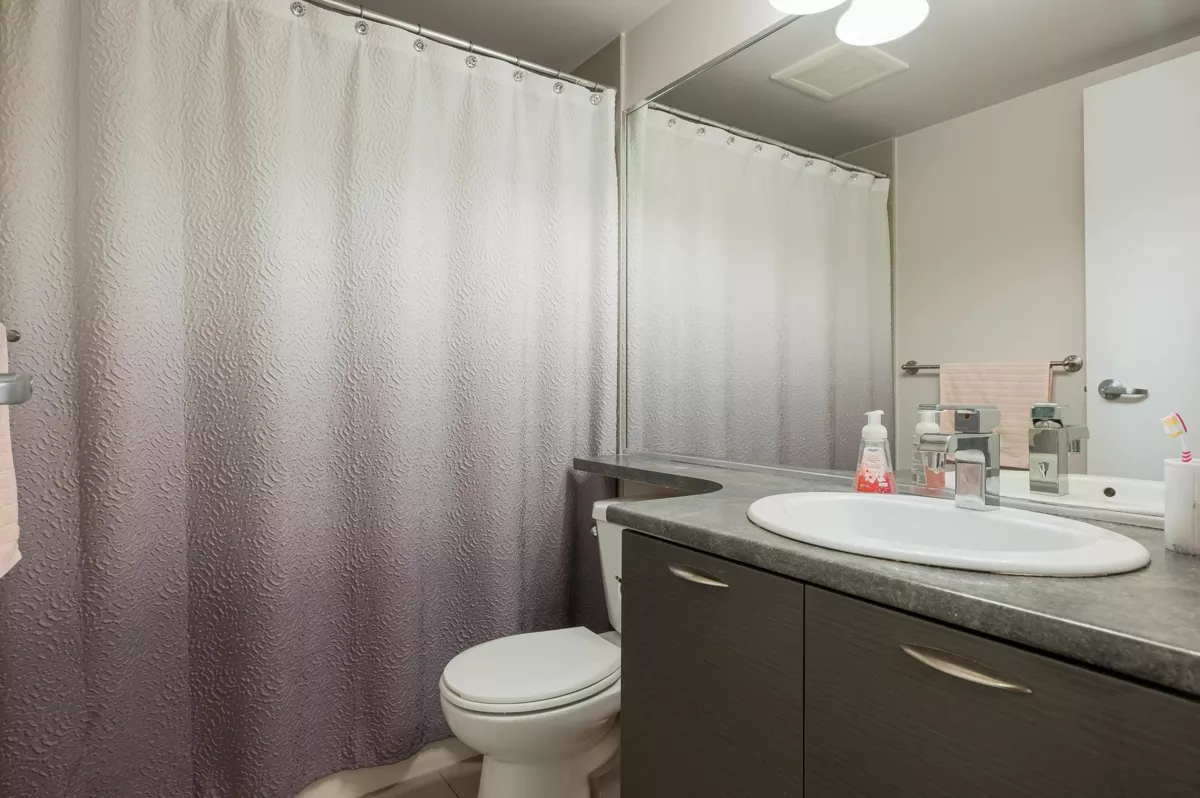 Hallway Photo of 235 2233 Mckenzie Road, Abbotsford, BC