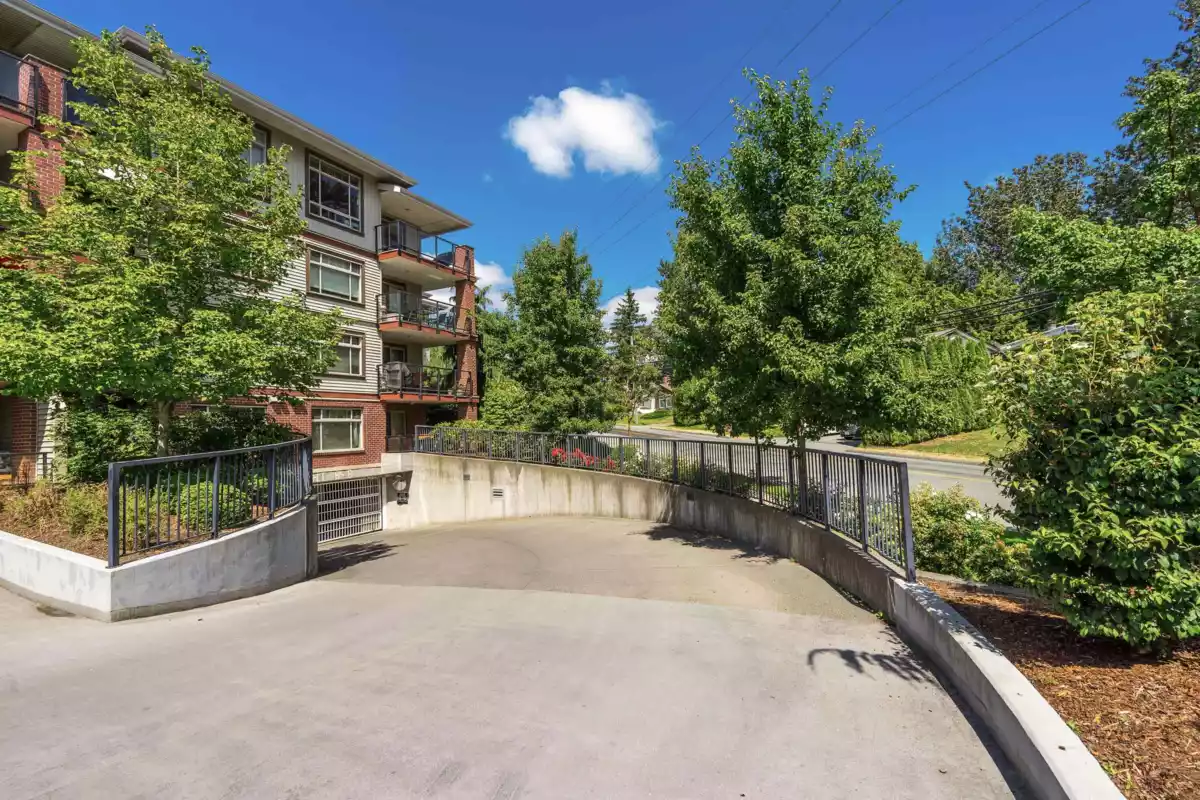 Hot Tub / Spa Photo of 235 2233 Mckenzie Road, Abbotsford, BC