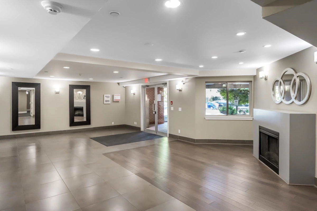 Kitchen Photo of 235 2233 Mckenzie Road, Abbotsford, BC