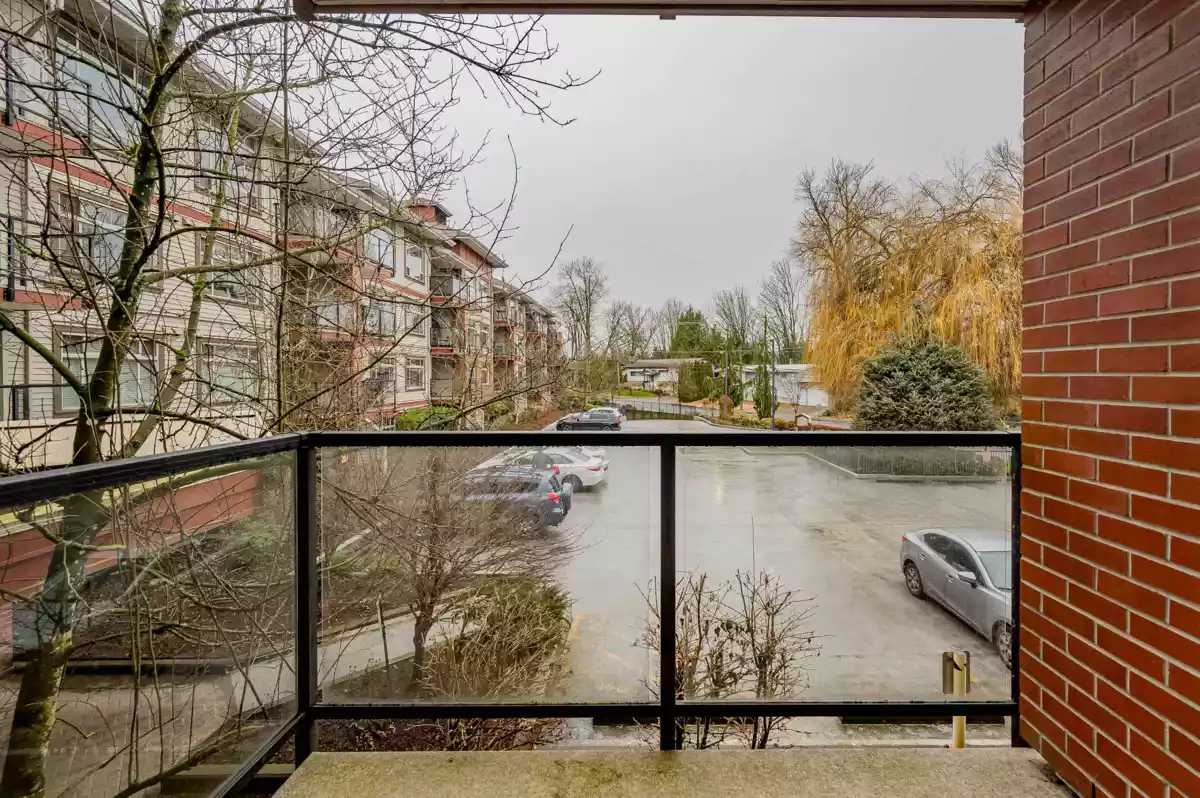 Outdoor Deck Photo of 235 2233 Mckenzie Road, Abbotsford, BC