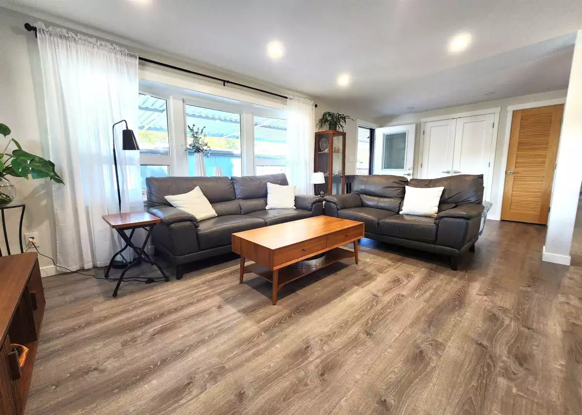 Breakfast Nook Photo of 51 1840 160 Street, Surrey, BC