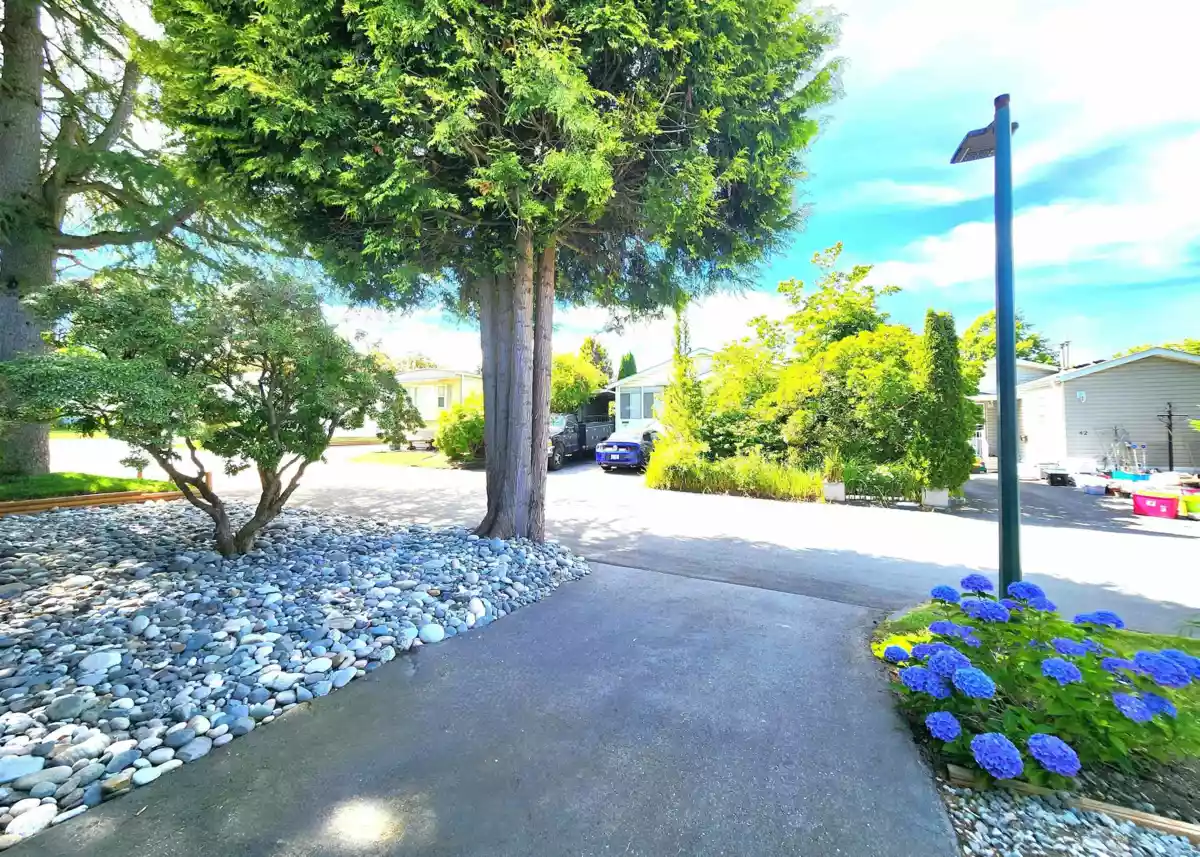 Community Amenities Photo (Clubhouse) of 51 1840 160 Street, Surrey, BC