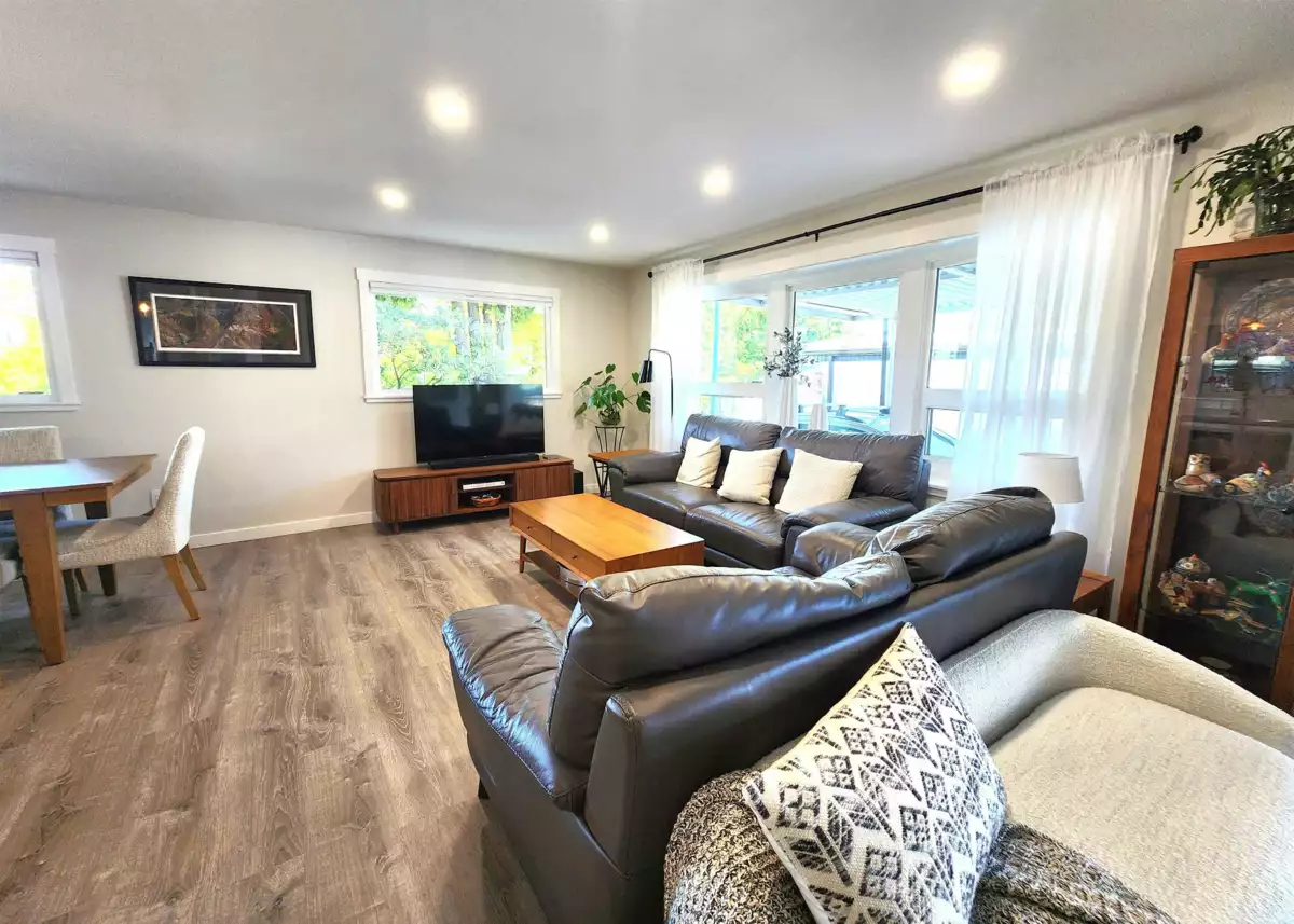 Kitchen Photo of 51 1840 160 Street, Surrey, BC