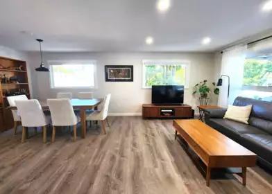 Kitchen Island Photo of 51 1840 160 Street, Surrey, BC