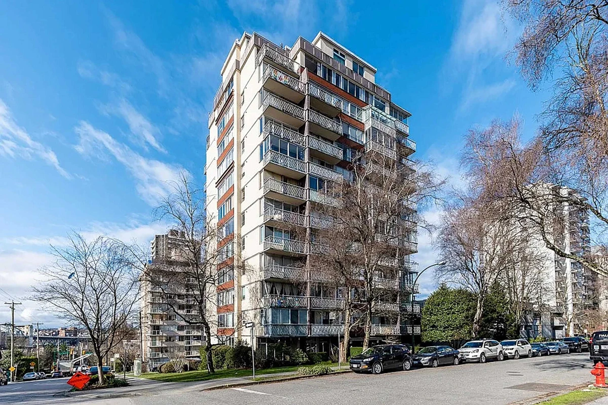 Exterior Front Photo of 402 1100 Harwood Street, Vancouver, BC