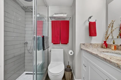 Guest Bathroom Photo of 402 1100 Harwood Street, Vancouver, BC
