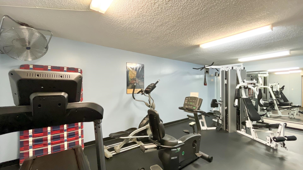 Primary Bedroom Photo of 708 145 St. Georges Avenue, North Vancouver, BC