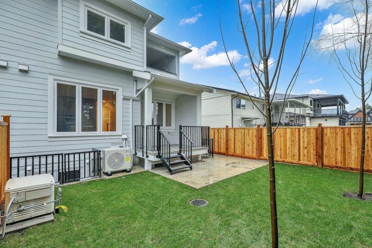 Dining Area Photo of 7824 118 Street, Delta, BC
