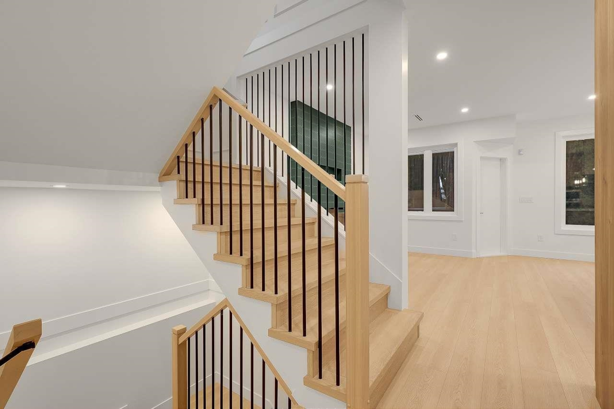 Walk-In Closet Photo of 7824 118 Street, Delta, BC