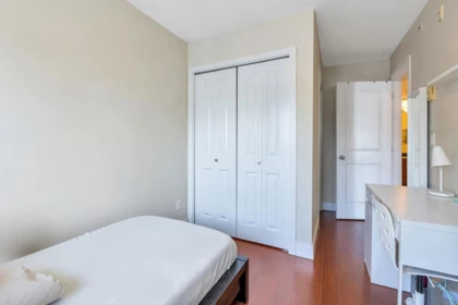 Bedroom 3 Photo of 8787 Oak Street, Vancouver, BC