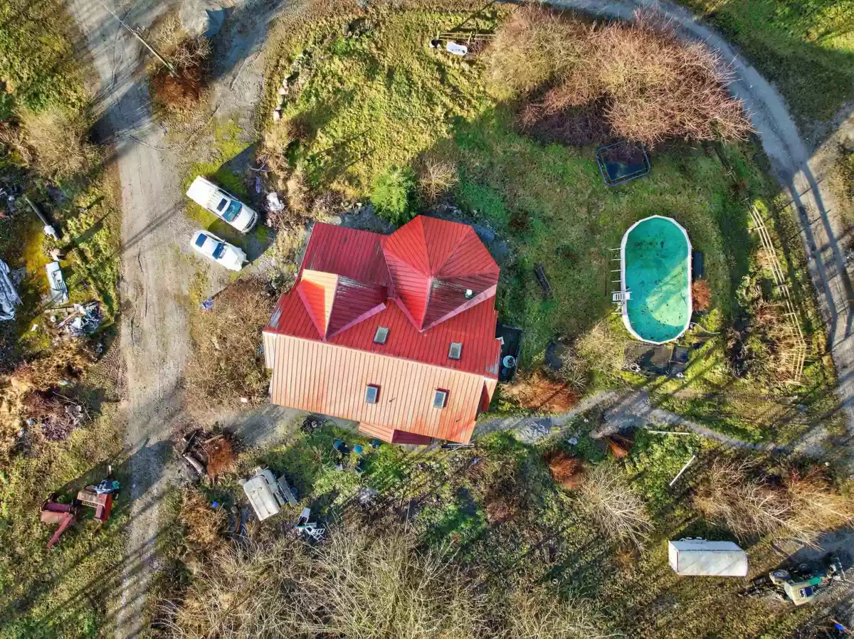 Guest Bathroom Photo of 34995 Dale Road, Mission, BC