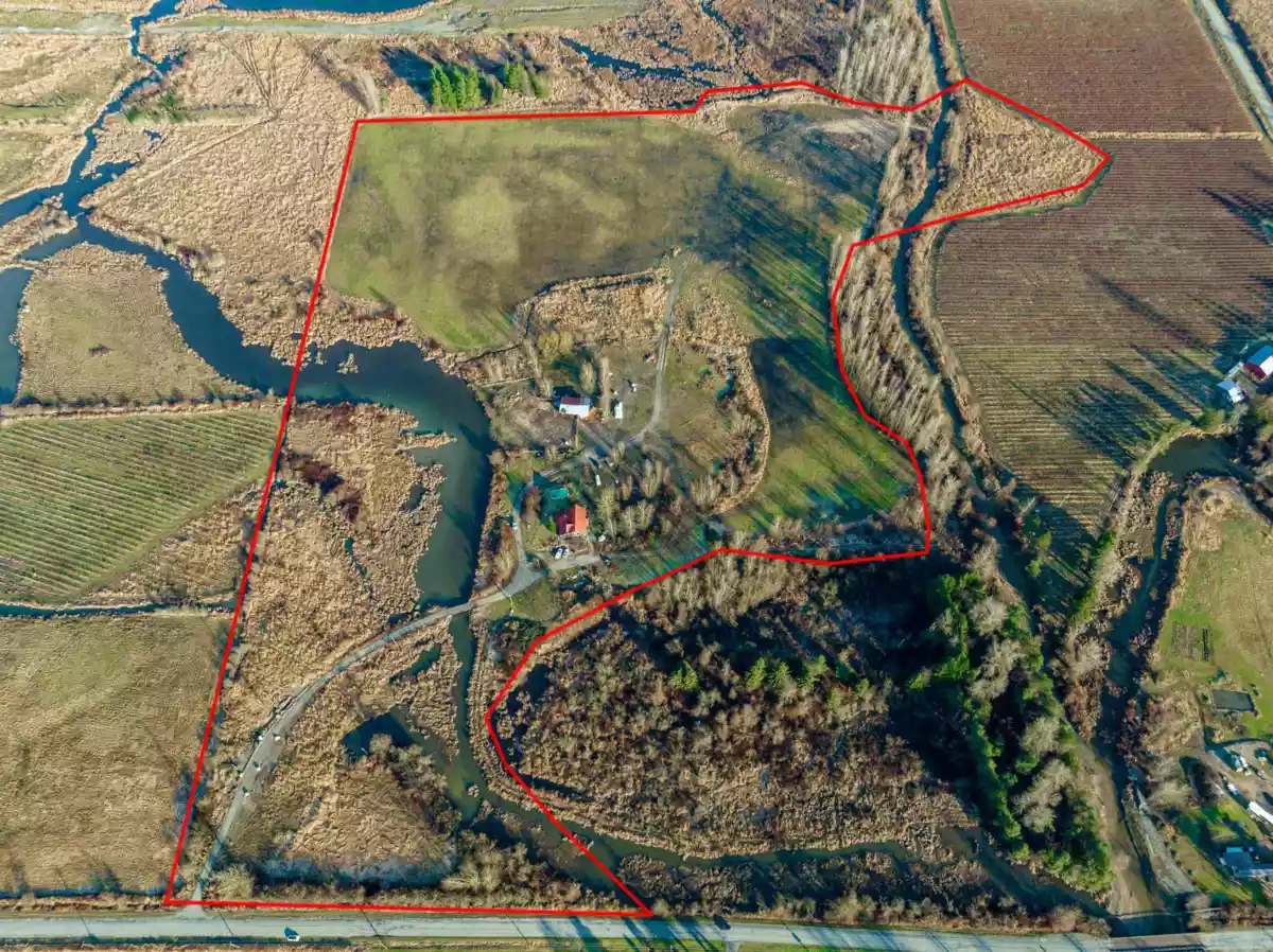 Primary Bathroom Photo of 34995 Dale Road, Mission, BC