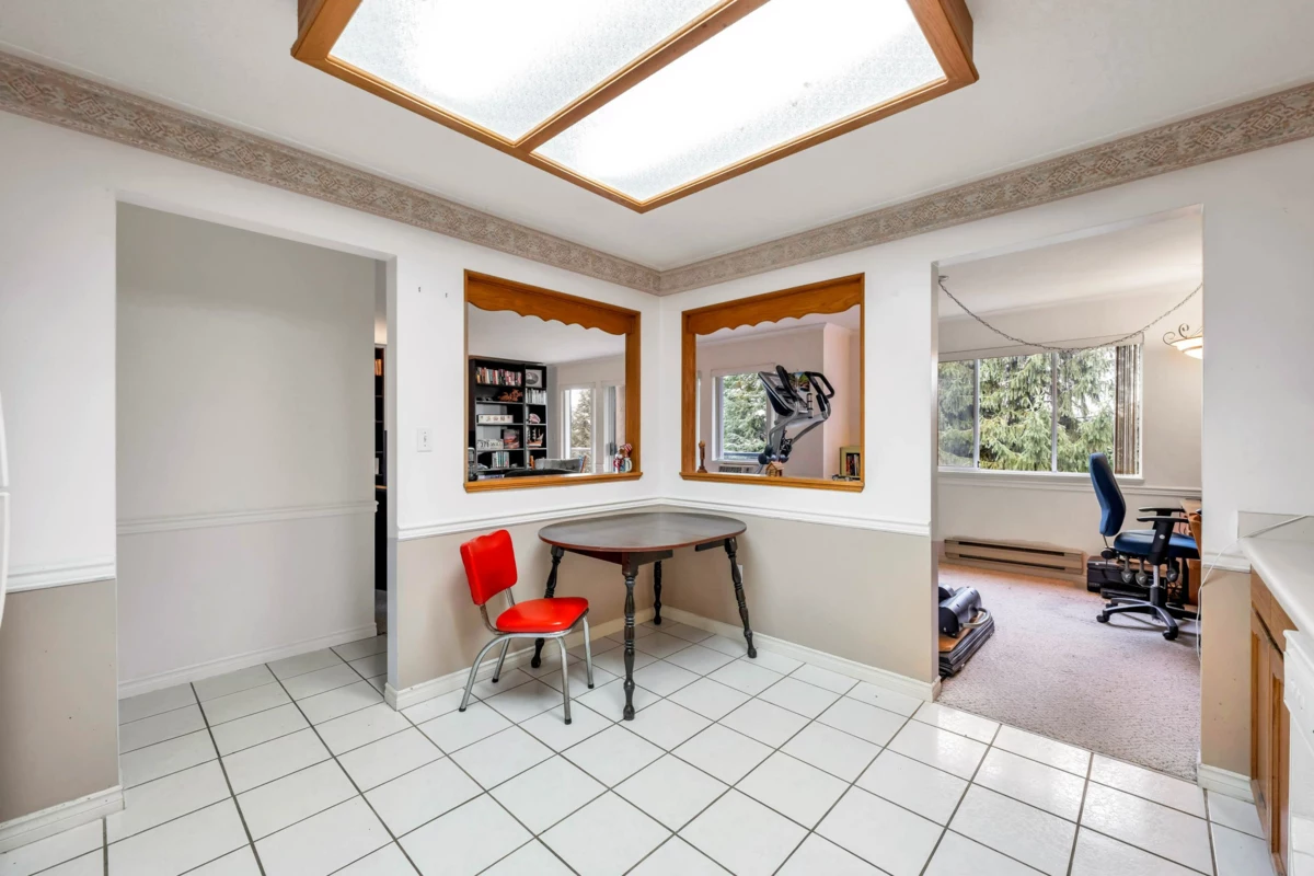 Bedroom 4 Photo of 215 33090 George Ferguson Way, Abbotsford, BC