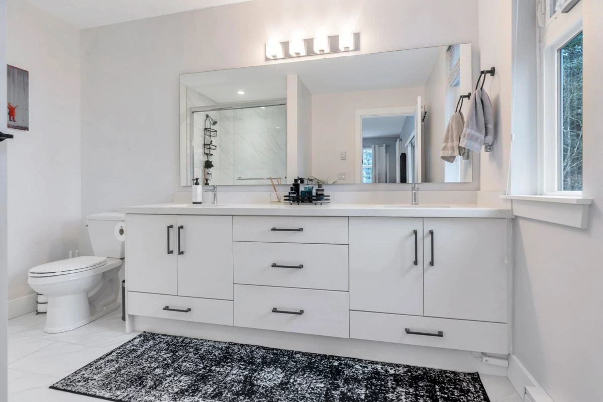 Garden / Landscaping Photo of 207 14550 Winter Crescent, Surrey, BC