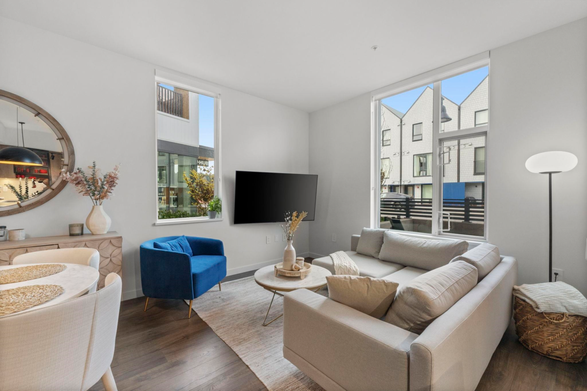 Kitchen Island Photo of 108 251 Boundary Bay Road, Delta, BC