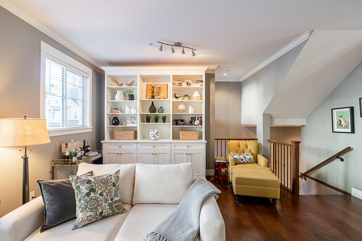 Breakfast Nook Photo of 2 9590 216 Street, Langley, BC