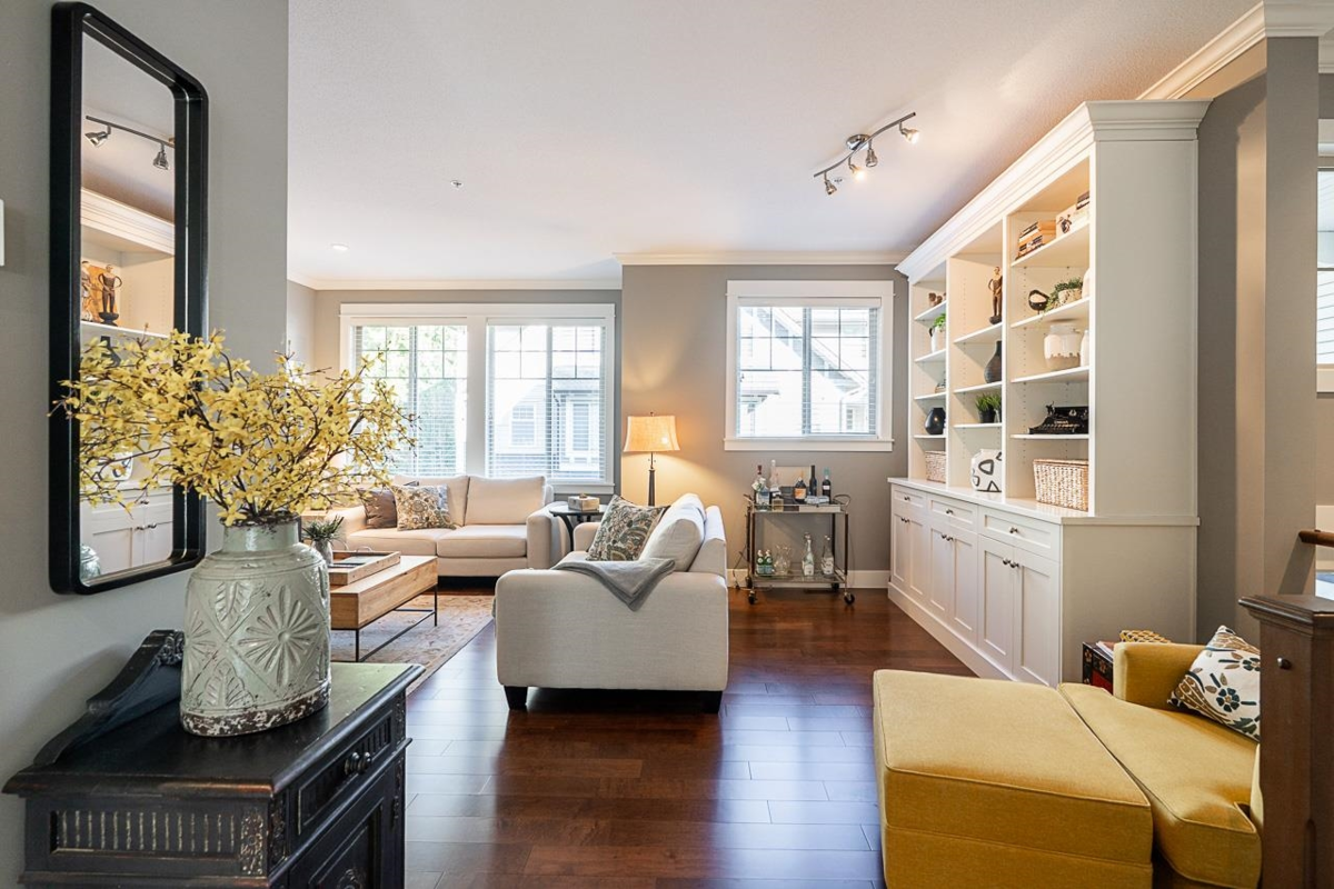 Dining Area Photo of 2 9590 216 Street, Langley, BC