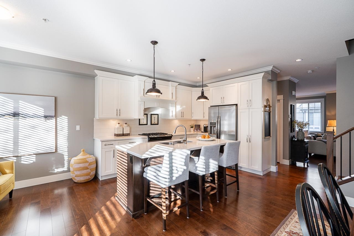 Guest Bathroom Photo of 2 9590 216 Street, Langley, BC