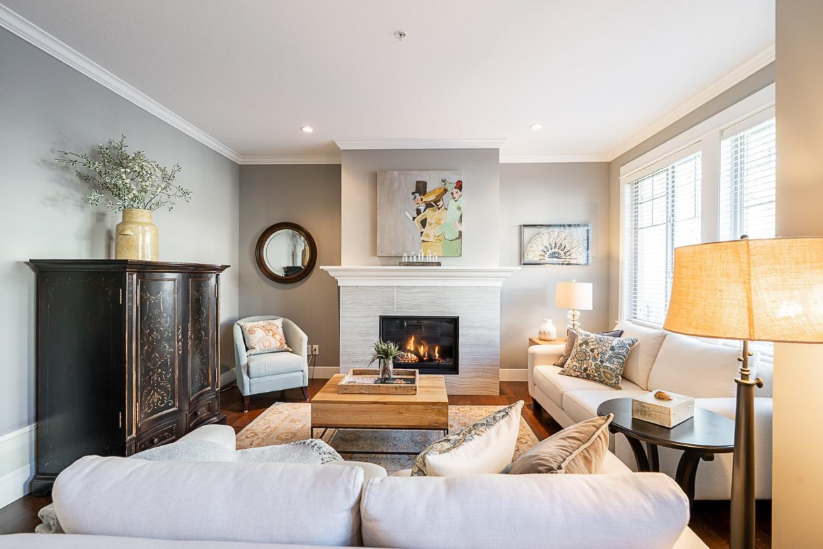 Kitchen Island Photo of 2 9590 216 Street, Langley, BC