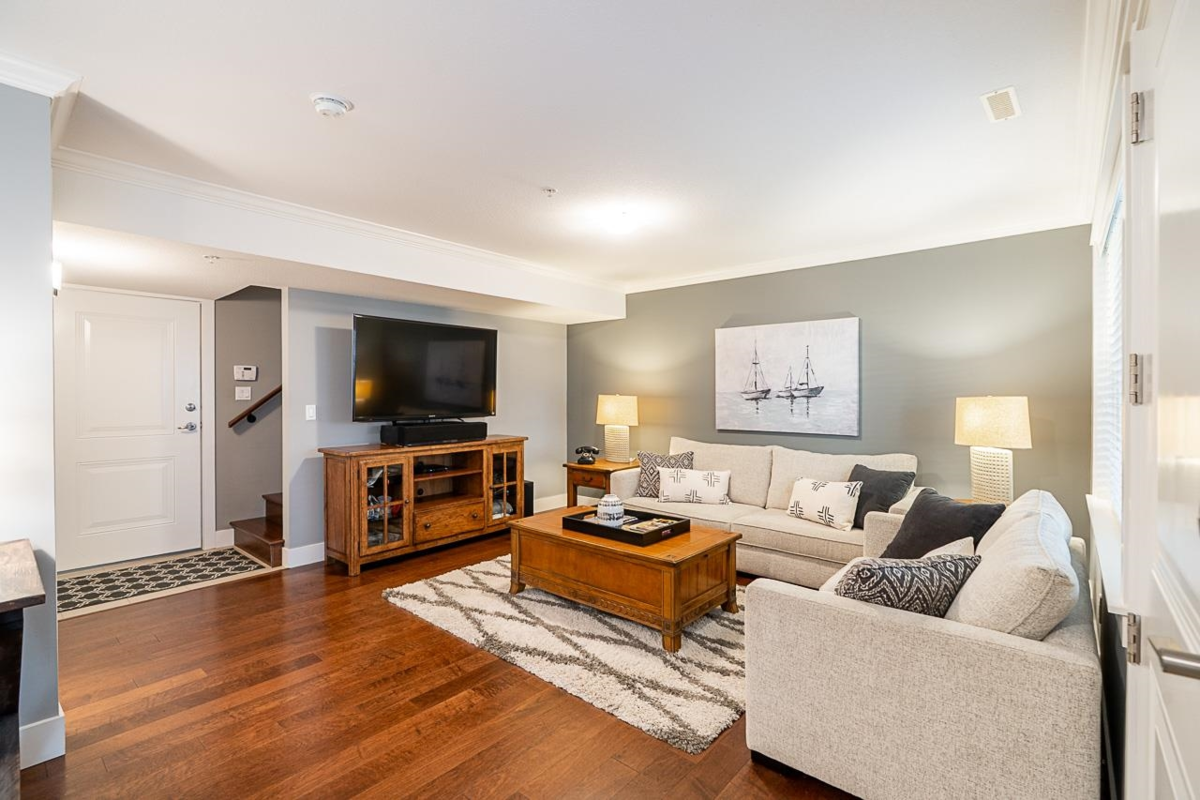 Swimming Pool Photo of 2 9590 216 Street, Langley, BC