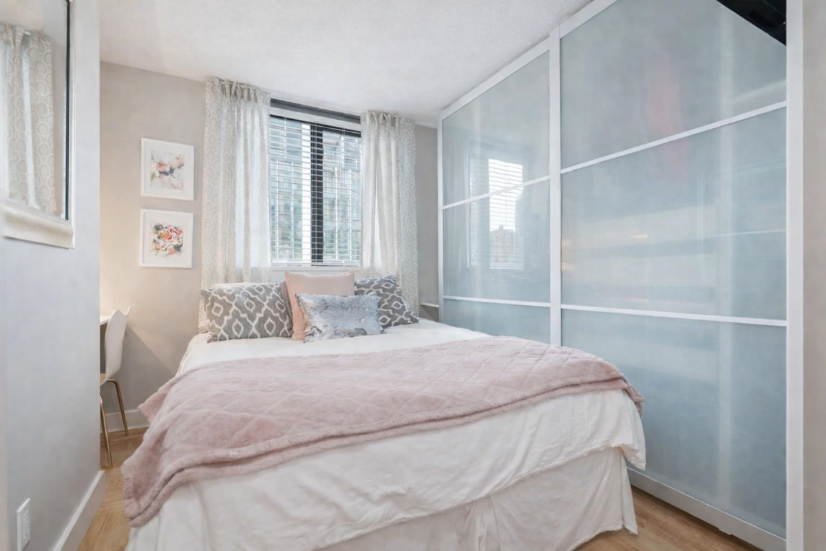 Basement Recreation Room Photo of 505 488 Helmcken Street, Vancouver, BC